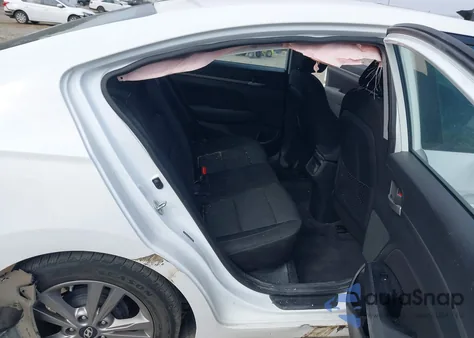 2017 Hyundai Elantra Value Edition из США, поврежденный, VIN 5NPD84LF9HH146039